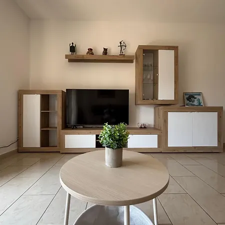 아파트 Dimoras 3br Center Balcony & Parking 올비아