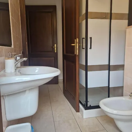 Dimoras 3br Center Balcony & Parking Apartmán Olbia