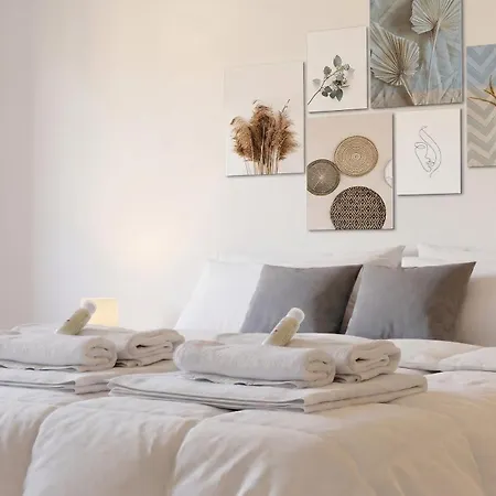 Dimoras 3br Center Balcony & Parking Olbia